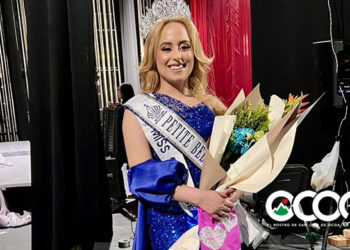 La joven ocoeña Ana Pujols se corona Miss Petite Belleza Marina y Miss Fotogénica en el Certamen Belleza Marina 2025