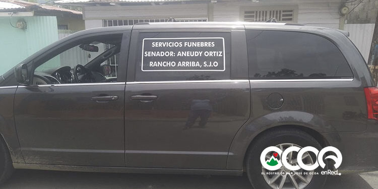 Senador Aneudy Ortiz Sajiun entrega carro fúnebre al municipio de Rancho Arriba