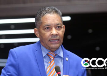 Diputado Eugenio Cedeño defiende al diputado Ángel Sánchez: «Siga dando huevos y guineos»