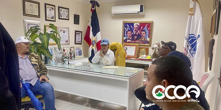 Gobernadora de Ocoa despliega equipos en zonas afectadas para ofrecer asistencia a la población