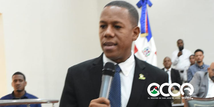 Joven de origen ocoeño asume regiduría en la Alcaldía del Distrito Nacional