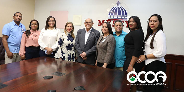 MESCyT invita a la juventud a convocatoria de Becas Nacionales 2026 con prioridad en áreas STEM y STEAM