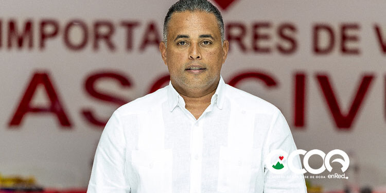 Aramis Mella es reelegido presidente de ASOCIVU y marca un hito en la historia de la institución