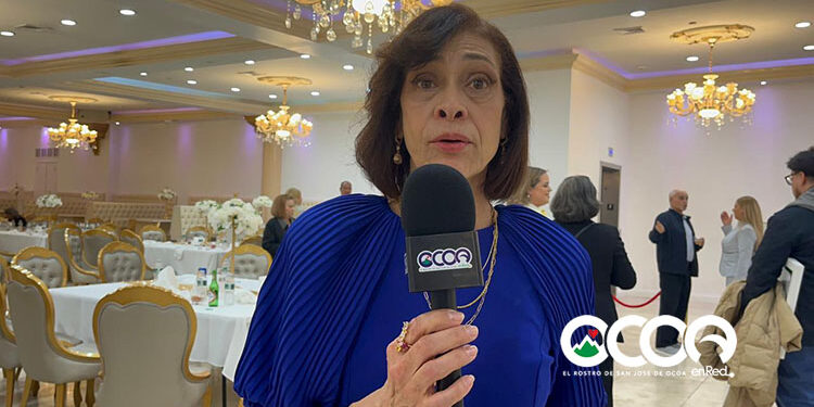 Educadora ocoeña María Tejeda Acevedo se destaca internacionalmente por su liderazgo académico y social