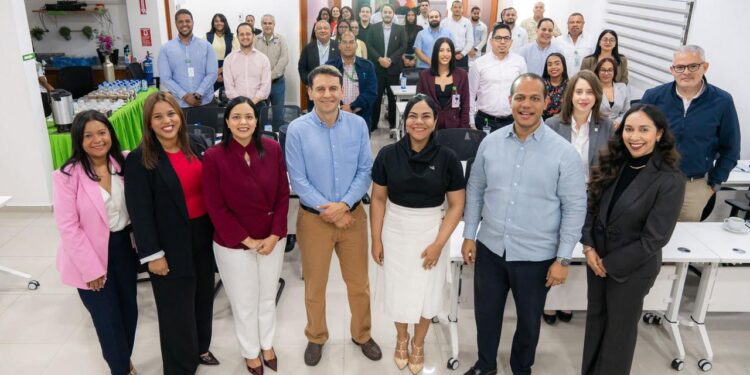 ETED lanza la Sala de Energía y Sostenibilidad un espacio de fortalecimiento de capacidades para la transición energética y digital