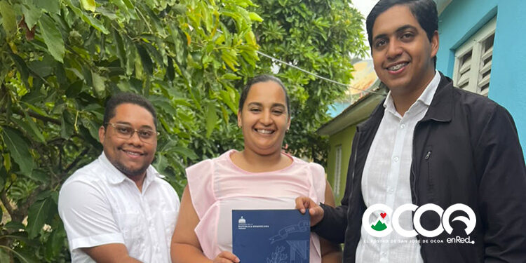 Joven ocoeña de Derecho recibe respaldo educativo del Ministerio de la Juventud
