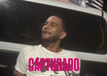 Policía arresta a “El Sicario”, acusado de matar al padrastro y herir a su expareja ocoeña en Nigua