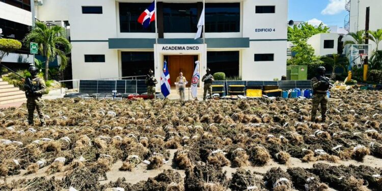 Editorial: La marihuana es de Azua, no de Ocoa