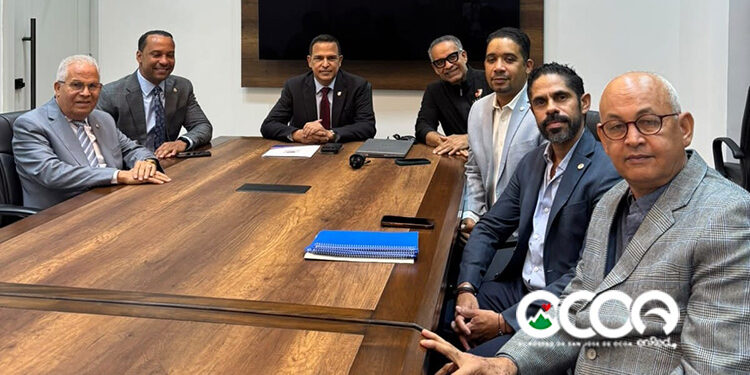 Directiva electa Colegio Cirujanos pide mantener seguridad jurídica del acto médico