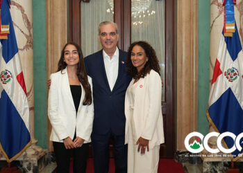 Estudiante de raíces ocoeñas es reconocida como «Orgullo Dominicano en el Exterior»