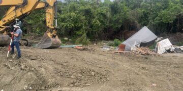 Denuncia ocupación de su terreno por Acero Estrella y el MOPC sin recibir compensación