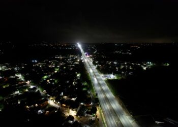 MOPC y RD Vial impulsan seguridad con iluminación de más de 200 km de autopistas. Este año se ejecutarán 300 km