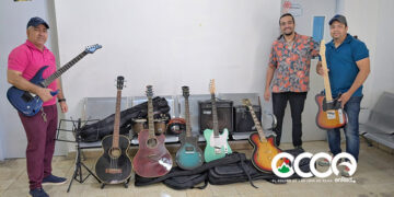Fundación Pedro Alegría dona instrumentos musicales a la Escuela de Bellas Artes de San José de Ocoa