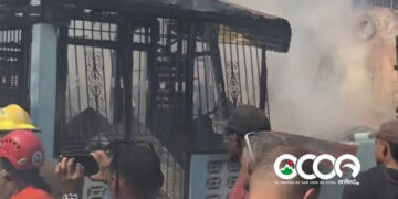 Diputado  ofrece techo y apoyo inmediato a familia que quedó sin hogar tras incendio