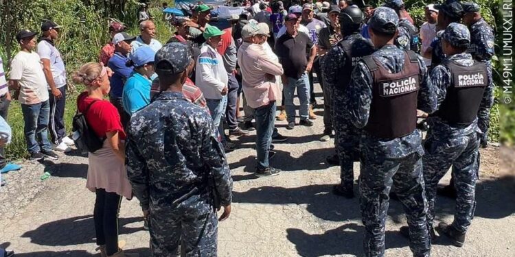 VIDEO-¡Promesa sobre promesa! El Pinar reclama la carretera que lleva años esperando