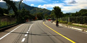 Presidente Luis Abinader inaugura carretera Nizao-Sabana Larga-Ocoa y fortalece conexión entre Cibao y Sur