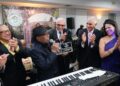 Asociación de Ocoeños Residentes en la Florida reconoce trayectoria del maestro Ramón Orlando
