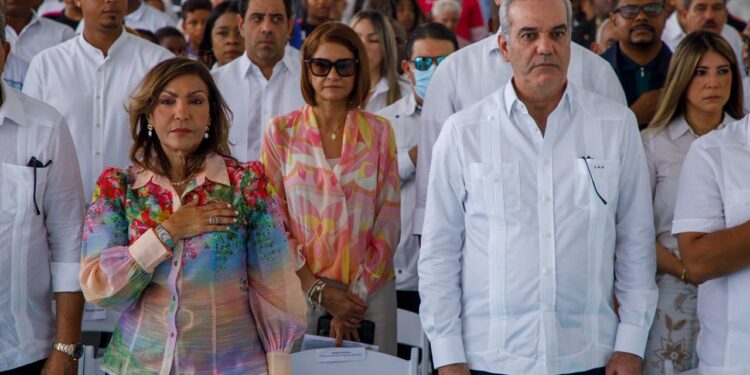 Geanilda Vásquez acompaña a Abinader en jornada de obras y acercamiento a las comunidades