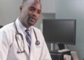 Sociedad Dominicana de Oncología Médica asegura CNSS dejó fuera tratamientos eficaces contra cáncer
