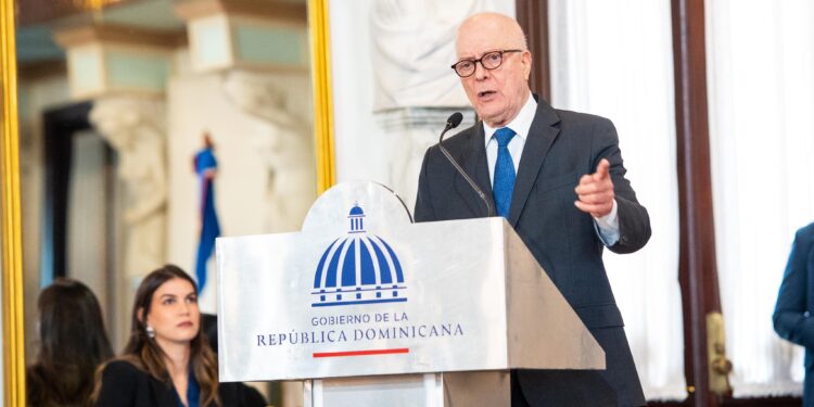 Roberto Santana destaca Gobierno construye nueve centros penitenciarios de manera simultánea y tiene listos los de Higüey y Barahona