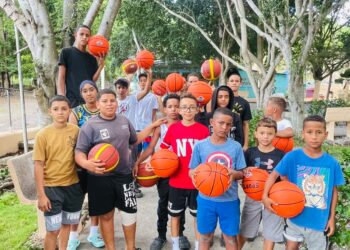 Perfil de Ocoa inicia campaña “100 Balones para la Niñez Ocoeña”